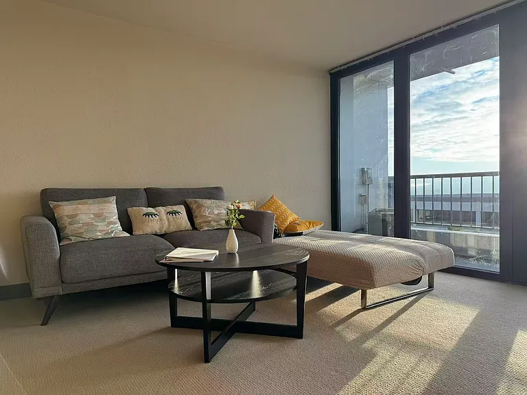 111 SW Harrison St #7G — Photo 5