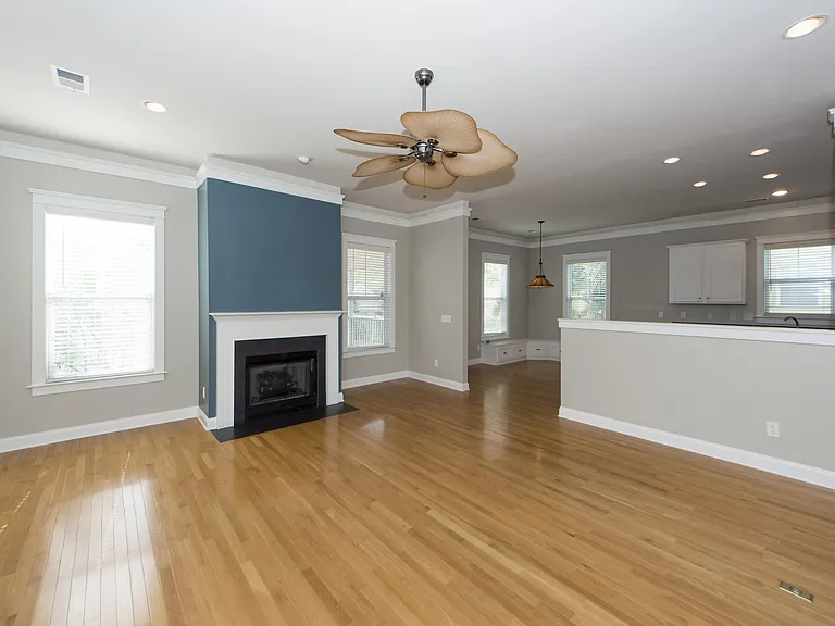 302 White Gables Dr — Photo 19