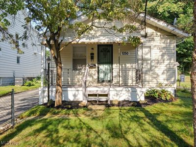 1250 Lexington Ave, Akron, OH, 44310
