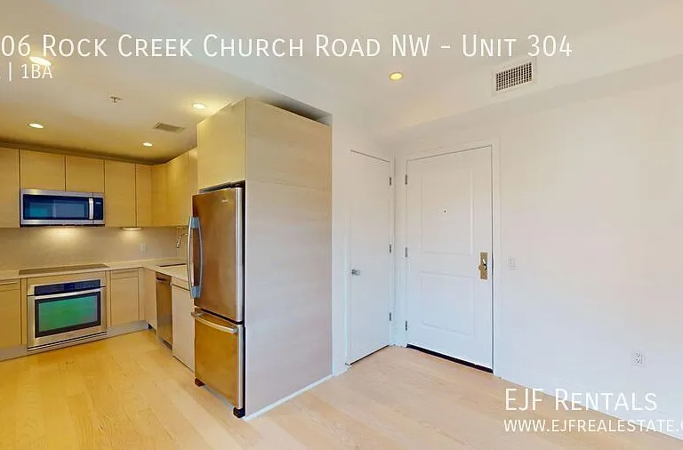 3606 Rock Creek Church Rd #304 — Photo 3