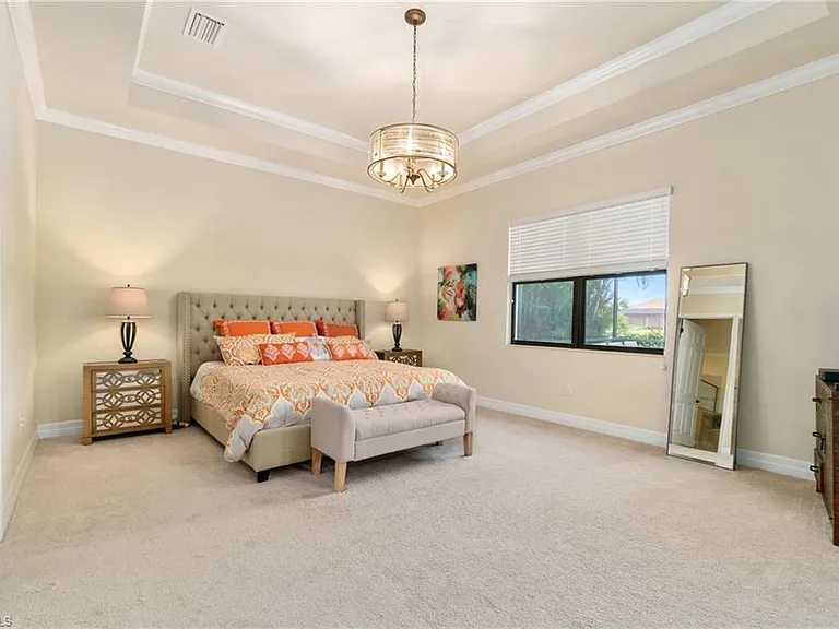 28086 Kerry Ct — Photo 16