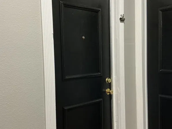 634 W. Tenth St., 634 W 10th St APT 1, Dallas, TX 75208