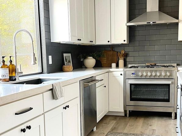 2441 Vista Del Lago Dr