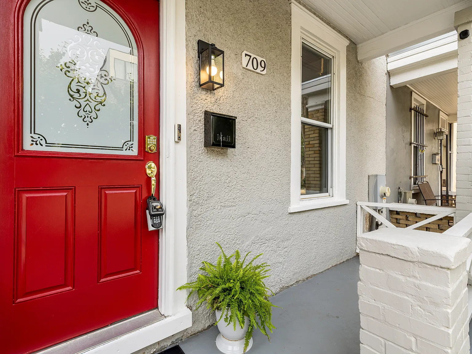 2 bed, 1.5 bath, 1252 sqft, $3,495 — Photo 3
