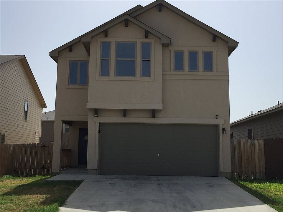 1st image of 4425 Mercedes Dr
