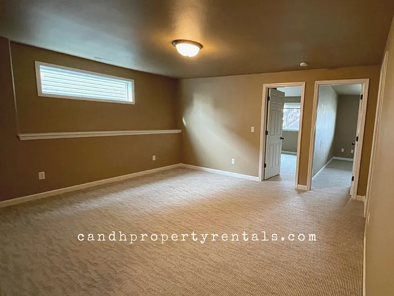 1053 Picador Way #1 — Photo 11