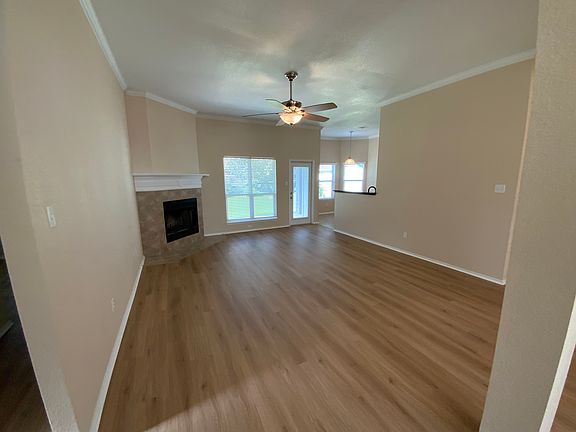 5th image of 409 Wyndham Hill Pkwy