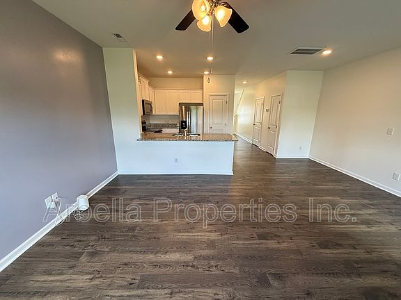 5th image of 30 Moon Rock Ct