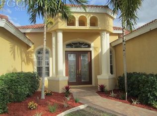 4013 SW 5th Pl, Cape Coral, FL 33914