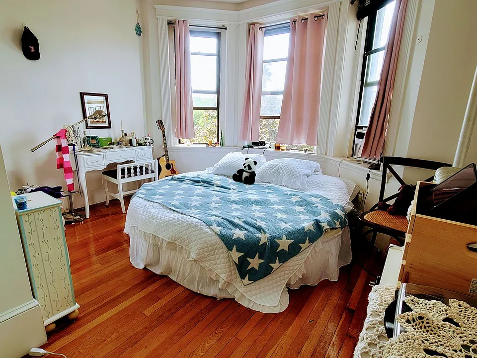 1254 Commonwealth Ave #29