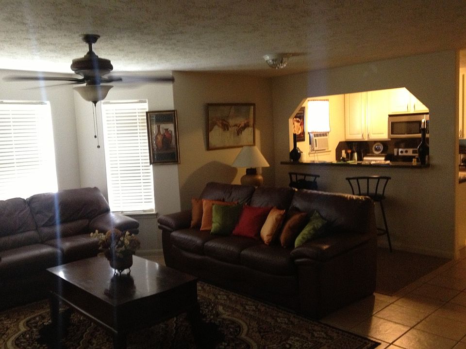 2nd image of 15119 Lance Cir