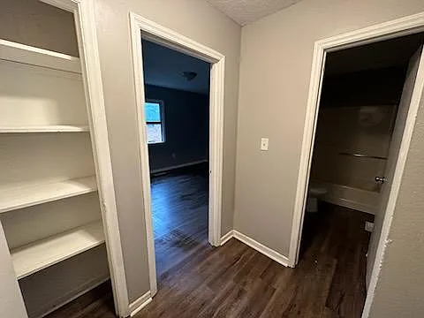 103 Royal Forest Ct — Photo 9