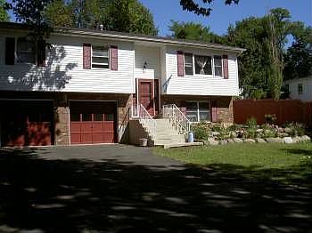 1st image of 27 Highland Ave