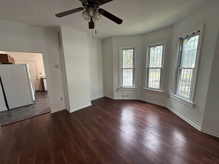 901 Alabama Ave SE — Photo 35