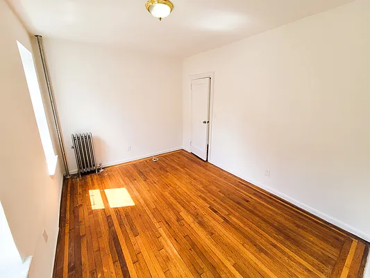 Rented by Premier One Realty LLC | media 5