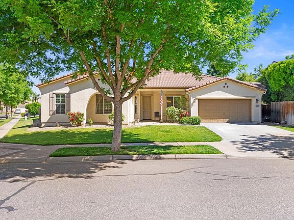 2nd image of 255 Rossini Dr