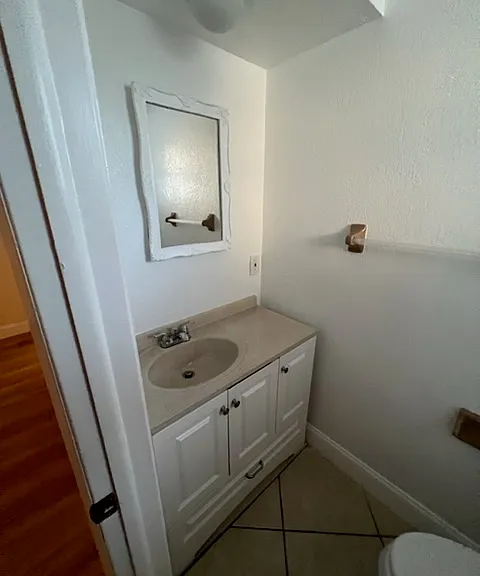 212 Debby Ct #B — Photo 22