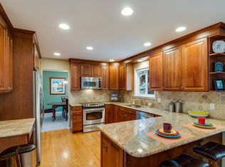 6445 S Galena Ct, Englewood, CO 80111