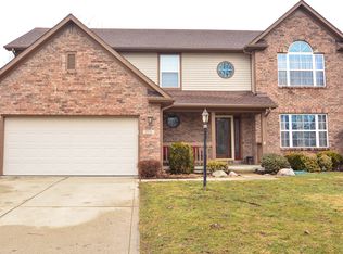 10378 Hillsborough Dr, Fishers, IN 46037