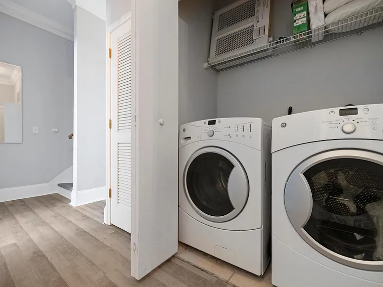 2nd Floor Laundry