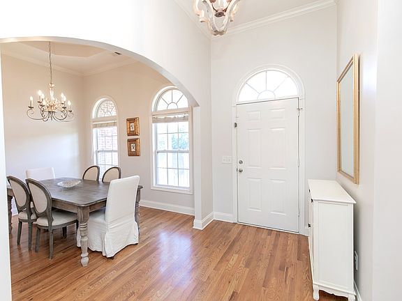 4th image of 122 Buckhaven Dr