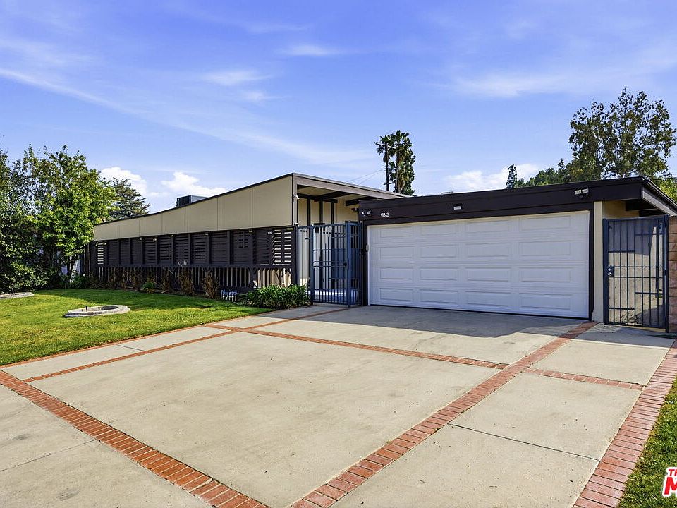 1st image of 18342 Blackhawk St