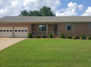 108 Kensington Dr, Florence, AL 35633