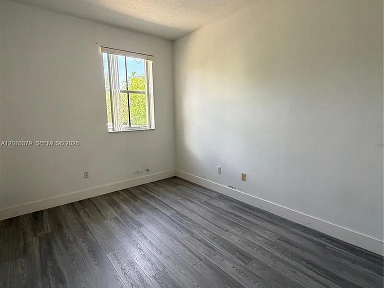 4939 N Harbor Isles Dr #106 — Photo 15