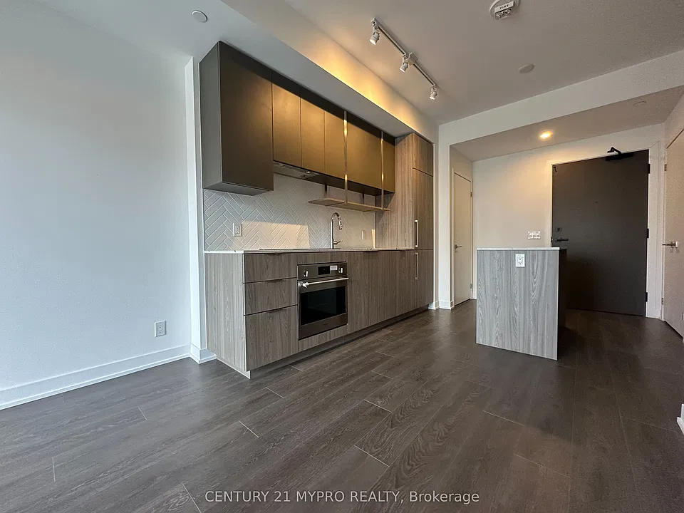 15 Holmes Ave #1207