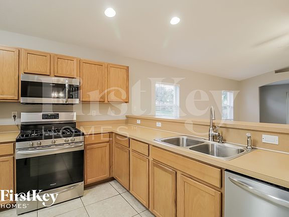5th image of 1319 Macon Dr
