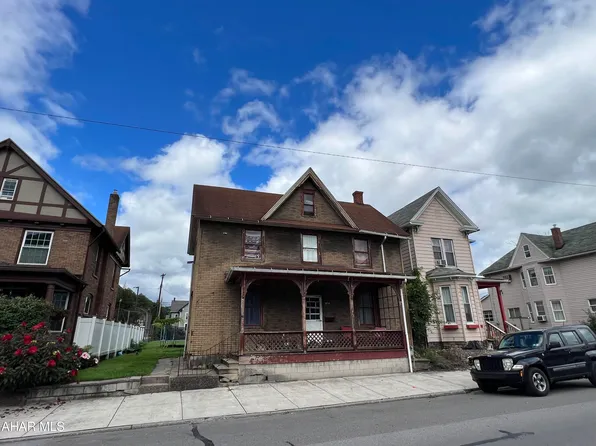 1459 Pennsylvania Ave, Tyrone, PA 16686