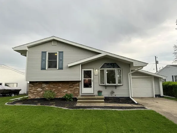 116 Larkspur Dr, Catlin, IL 61817