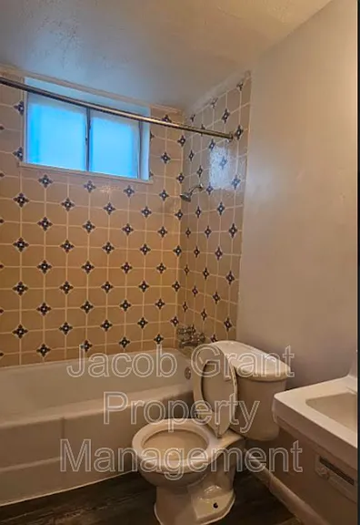 298 W 17th St #294 — Photo 7