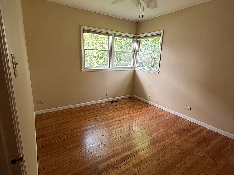205 E Morningside Ave — Photo 8