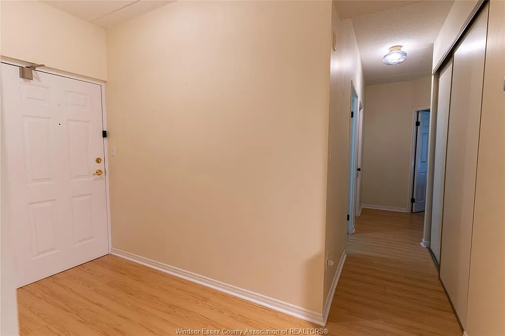 2 bed, 2.0 bath, 1200 sqft, $2,100 — Photo 4