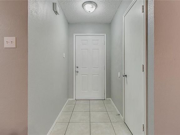 5th image of 5410 Keith Willow Ct