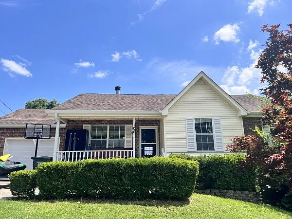 100 Ashley Cv — Photo 1