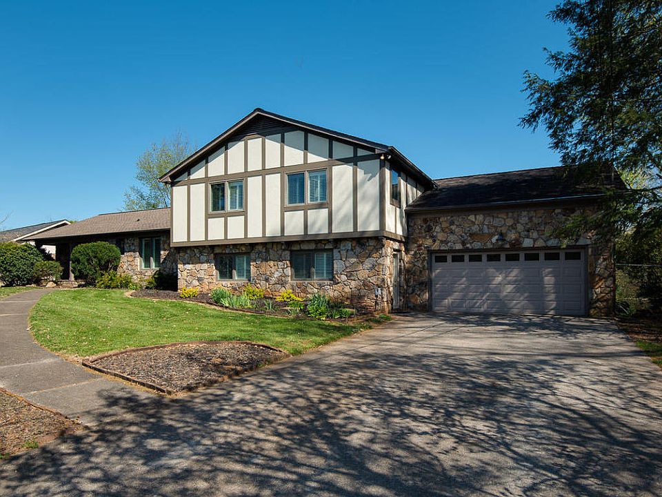1st image of 9416 Briarwood Blvd