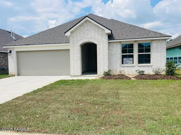 104 Broussard Hill Dr, Broussard, LA 70518