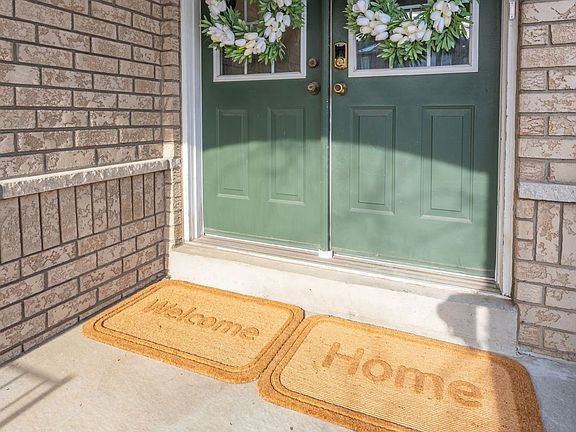 4th image of 7115 Rexwood Rd #32