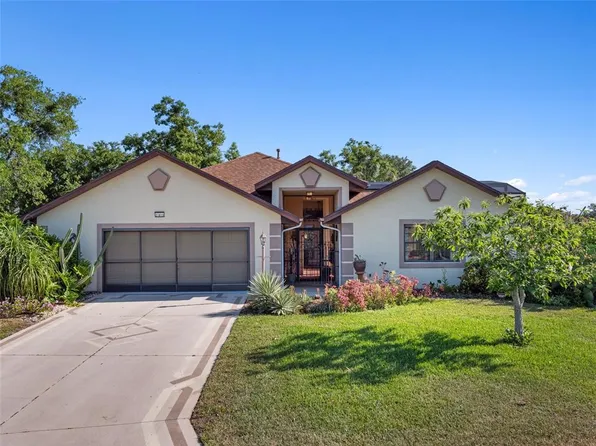 21815 Tartan St, Leesburg, FL 34748