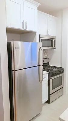 Rented by Uptown Flats LLC | media 16