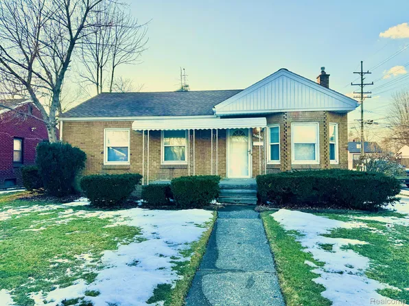 23167 David Ave, Eastpointe, MI 48021