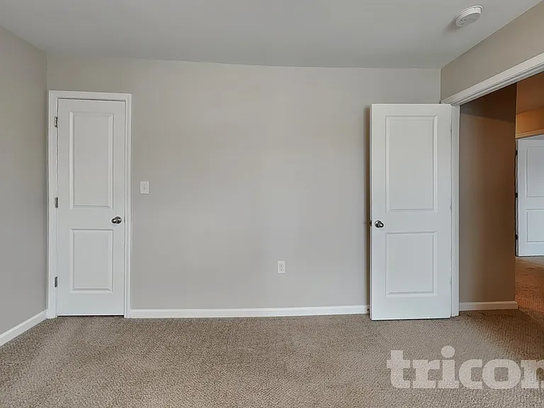 6931 Savannah Springs Dr — Photo 13