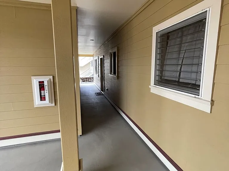 621 Kinoole St — Photo 3