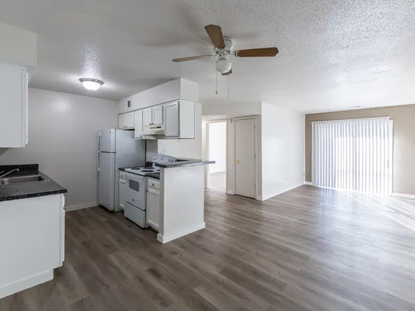 Stonewood Apartments