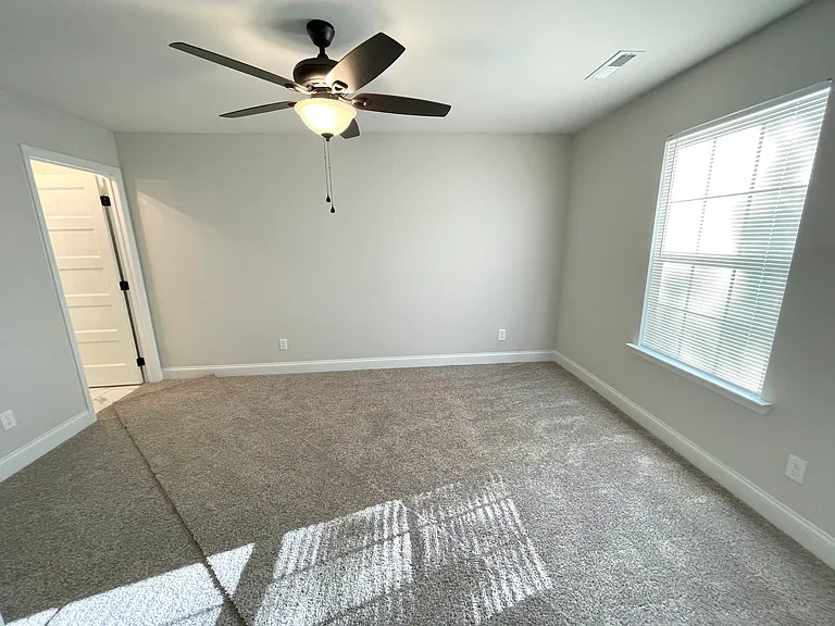 105 Biscayne Blvd — Photo 17