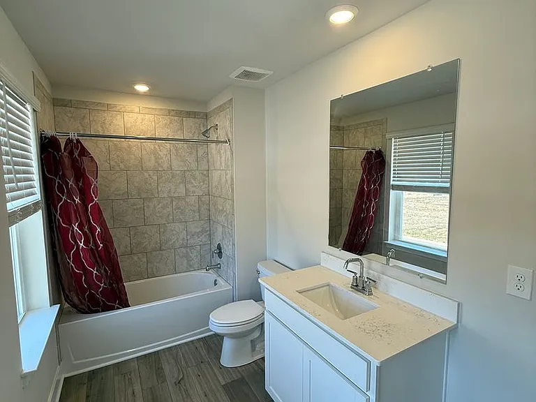 1670 Lake Placid Dr — Photo 19