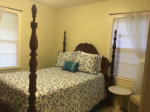 First bedroom ; Not furnished