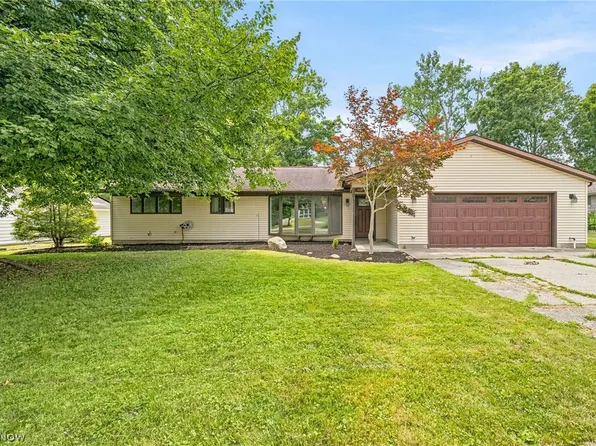 8160 Joyce Rd, Broadview Heights, OH 44147